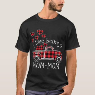 Ik hou ervan een MOM-MOM Red Truck te zijn met een T-shirt