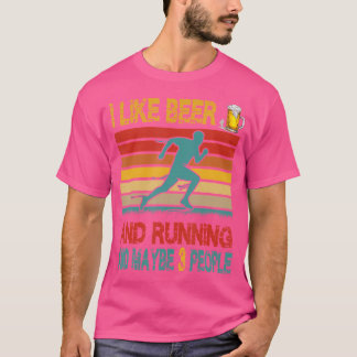 Ik Hou Van Bier En Hardlopen En Misschien 3 Mensen T-shirt