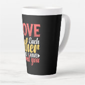 Ik hou van elkaar omdat ik van je hou latte mok (Rechterhoek)