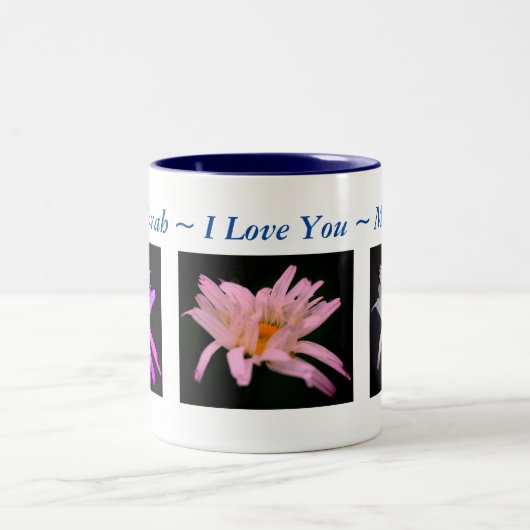 Ik hou van je Witte Daisy Gepersonaliseerd Tweekleurige Koffiemok (Center)