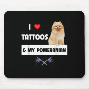 Ik hou van Tattoos en mijn pommerse hond van mama. Muismat