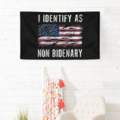 Ik identificeer me als niet-bidenary Patriot Ameri Spandoek (Insitu)
