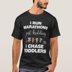 Ik Jaag Peuters Voor Leraren Dagopvang Gif T-shirt