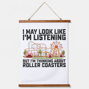 Ik kan lijken alsof ik luister, maar ik denk aan A Hangend Wandkleed