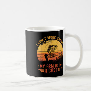 Ik kan vandaag mijn arm niet werken in een gegoten koffiemok