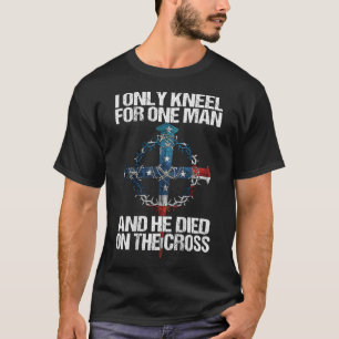 Ik ken maar één Man en hij stierf aan het kruis T-shirt
