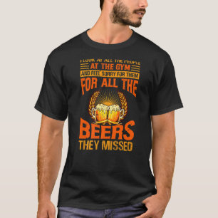 Ik kijk naar alle mensen in de gym - grappige beer t-shirt