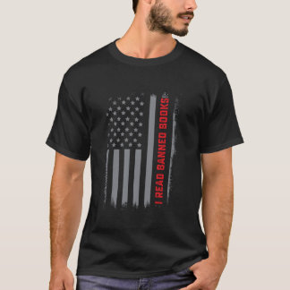 Ik lees verboden boeken Amerikaanse vlaggenlezers  T-shirt