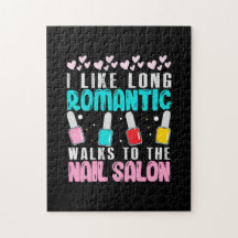 Ik loop naar het salon.