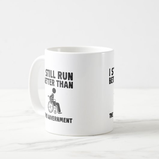 Ik loop nog steeds beter dan het grappige geschenk koffiemok (Voorkant links)