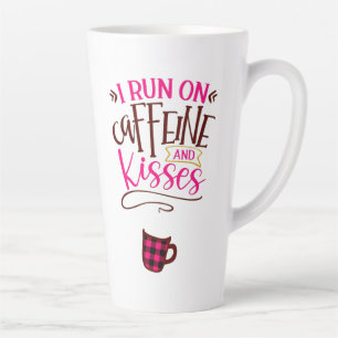 Ik loop op cafeïne en kussen latte Mok