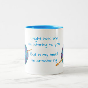 Ik luister misschien naar je... gehaakte tweekleurige koffiemok