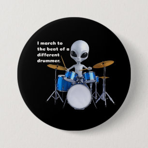 Ik marcheer naar het ritme van een andere drummer ronde button 7,6 cm