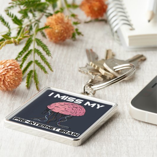 Ik mis mijn pre-Internet Brain Sleutelhanger (Zijkant)