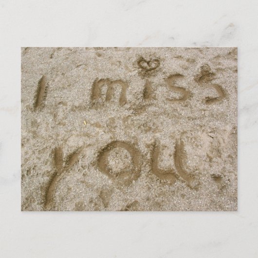 Ik Miss U schreef in zand - ik mis u briefkaart (Voorkant)