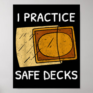 Ik oefen Veilige Decks Trading Card Game Pun Humor Poster