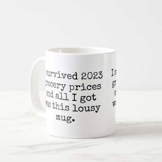Ik overleefde 2023 Kruidenier Slechte Mok Grappige (Voorkant links)