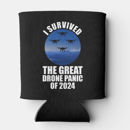 Ik overleefde de grote drone-paniek van 2024 blikjeskoeler (Achterkant)