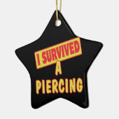 IK OVERVIESDE EEN PIERCING KERAMISCH ORNAMENT (Links)