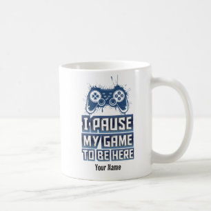 Ik pauzeer mijn spel om hier te zijn - IPMGTBH01 Koffiemok