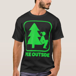 Ik plas buiten meisje teken grappige camping wande t-shirt