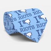 IK SCHIJF RIOTS STROPDAS (Opgerold)