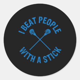 Ik sla mensen met een grappige lacrosse 2 ronde sticker