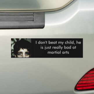 Ik sla mijn kind niet, hij is... bumpersticker
