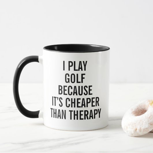 Ik speel golf omdat het goedkoper is dan therapie mok (Met donut)