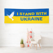 Ik sta bij de Oekraïense vlaggendove voor vrede in Spandoek (Insitu)