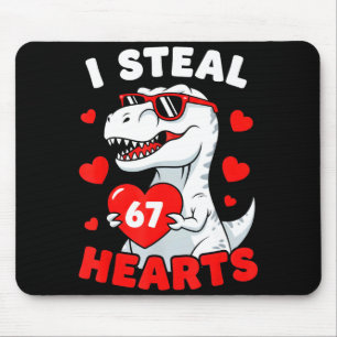 Ik steel 67 harten Grappige 67 Valentijnsdag Dinos Muismat
