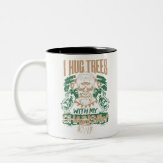 Ik trek bomen met een houthakkersbuis. tweekleurige koffiemok