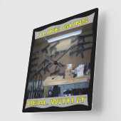 Ik vind het leuk dat Pistolen ermee omgaan Vierkante Klok (Hoek)