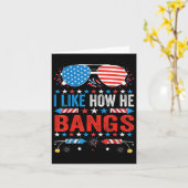 Ik vind leuk hoe hij grappige vuurwerk knalt 4 jul kaart (Gele Bloem)