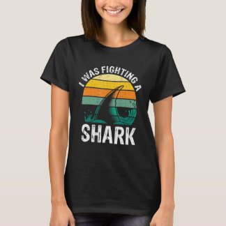 Ik vocht tegen een haaiengebroken been 1 t-shirt