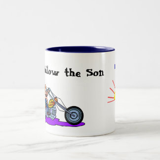 Ik volg de zoon tweekleurige koffiemok