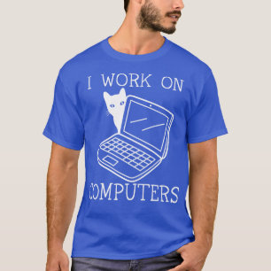 Ik werk aan computers die Cat op Laptop 3 afleiden T-shirt