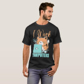 Ik Werk Aan Computers Kat Kat Programmeur Codere T-shirt (Voorkant volledig)