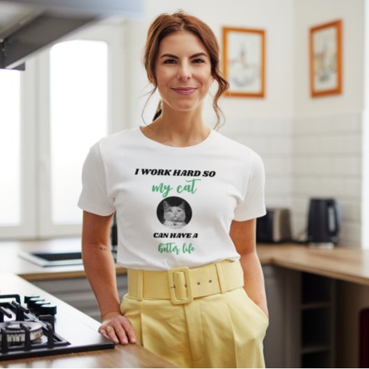Ik werk hard -  kat foto t-shirt
