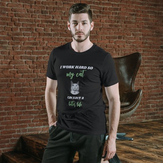 Ik werk hard -  kat foto t-shirt