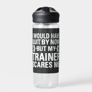 Ik zou gestopt zijn, maar trainer maakt me gek waterfles