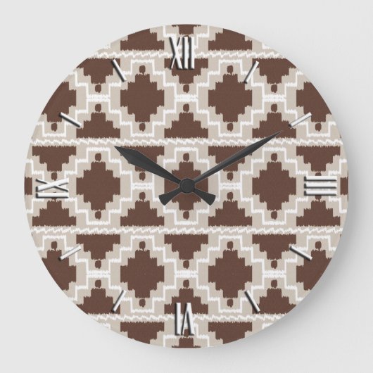 Ikat Aztec Pattern - Chocolate Brown and Taupe Grote Klok (Voorkant)