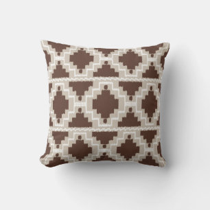 Ikat Aztec Tribal - Chocolate Brown en Taupe Kussen
