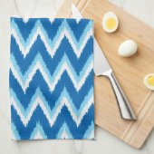 Ikat Chevron Stripes - Cobalt, Sky Blue en White Theedoek (Quarter Fold)