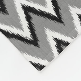 Ikat Chevron Stripes - grijs / grijs, zwart & wit Fleece Deken
