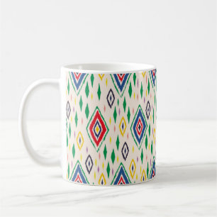 Ikat geometrische folklore ornament met diamanten. koffiemok