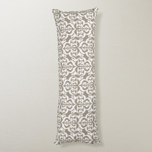 Ikat Moorish Damask - taupettan en wit Lichaamskussen (Achterkant (Verticaal))