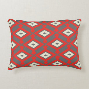 Ikat Pattern - Red, Grey and Beige Accent Kussen