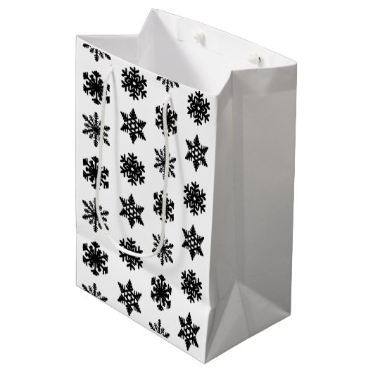 Ikat Snowflakes - wit en zwart Medium Cadeauzakje (Voorkant Gekanteld)