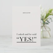 Il A Dit Oui Word Texte Invitation Du Parti De L'E (Debout devant)